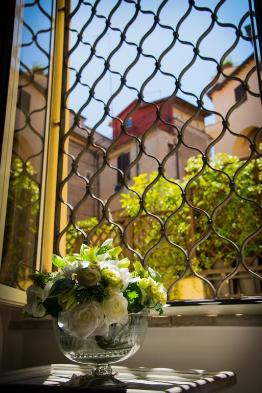 Flowers Apartments ローマ 部屋 写真
